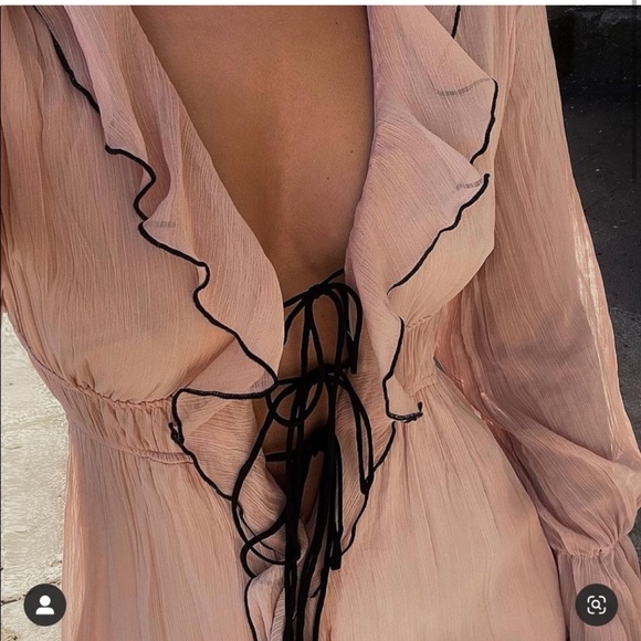 Zara Ruffled Dress With Bows - Picture 3 of 6